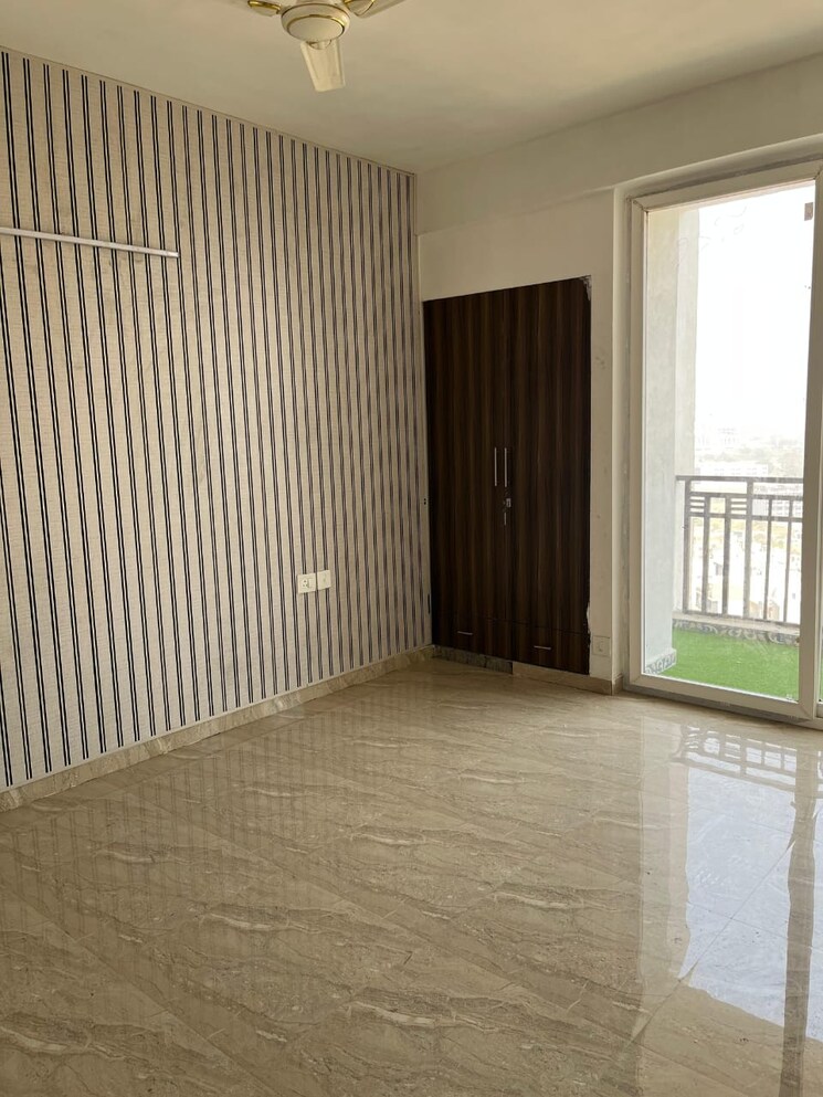 Room, slf-anushree 2 Bedroom 1250 Sq.Ft. Apartment In Sector 75 Faridabad 9056163