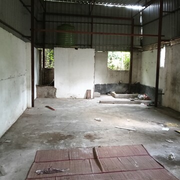  Shop For Rent in Garia