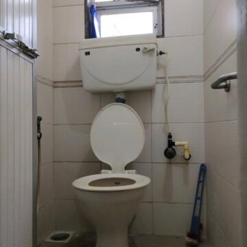 Bathroom in 1 BHK Apartment at Parth CHS Goregaon, Goregaon West – for Rent