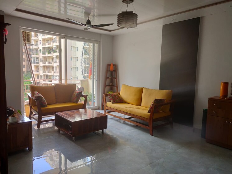 Living Room, maple-heights 3 Bedroom 1345 Sq.Ft. Apartment In Sector 43 Gurgaon 9056168