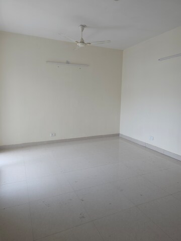 Room in 3 BHK Apartment at Sector 19b Dwarka – for Rent