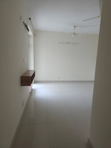 Room in 3 BHK Apartment at Sector 19b Dwarka – for Rent