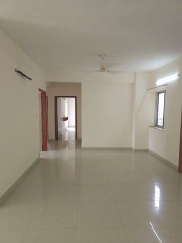 Room in 3 BHK Apartment at Sector 19b Dwarka – for Rent