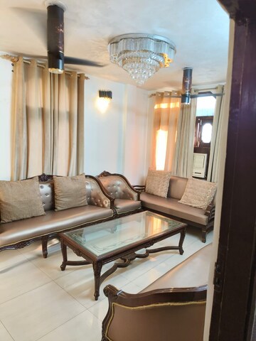 Gym in 2 BHK Builder Floor at Rajouri Garden – for Rent