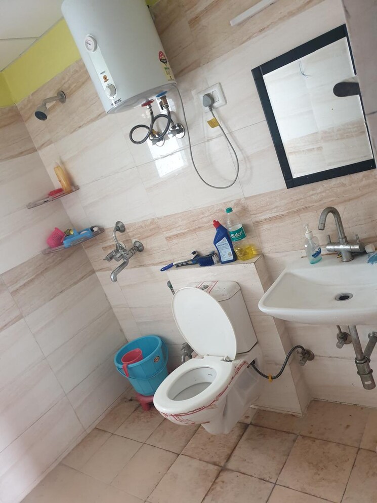 Team Area, panchsheel-pratistha 3 Bedroom 945 Sq.Ft. Apartment In Sector 75 Noida 9056211