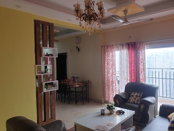 3 BHK Apartment For Rent in Panchsheel Pratistha, Sector 75