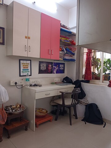 Team Area in 2.5 BHK Apartment at Dosti Florentine, Wadala – for Sale