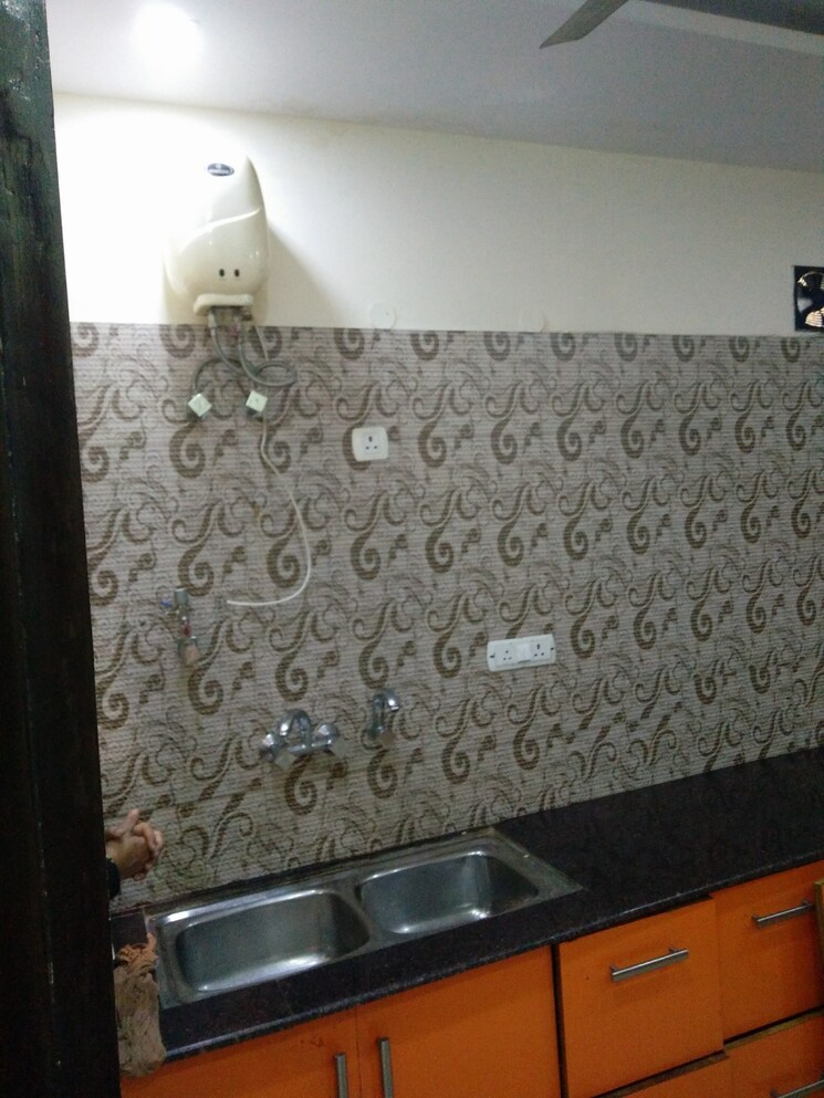 undefined, rajouri garden 2 Bedroom 162 Sq.Yd. Builder Floor In Rajouri Garden Delhi 9056237