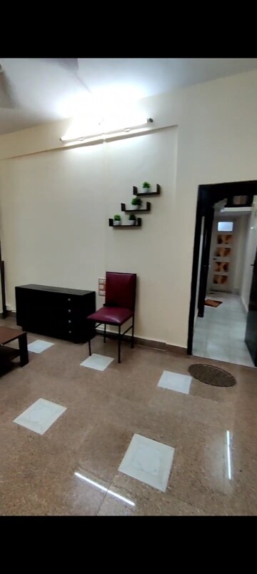 Living Room in 2 BHK Apartment at Ashiana Apartment Bandra, Bandra West – for Rent