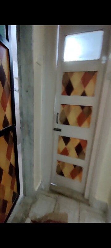Furnished Amenities in 2 BHK Apartment at Ashiana Apartment Bandra, Bandra West – for Rent