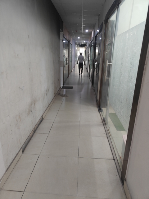 Retail Shop For Sale in Galaxy Plaza Greater Noida