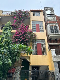 6 BHK + Pooja Room,Servant Room Independent House For Sale in Sector 26