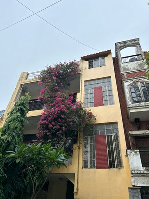 6 BHK Independent House – Exterior View View at Sector 26 - for Sale