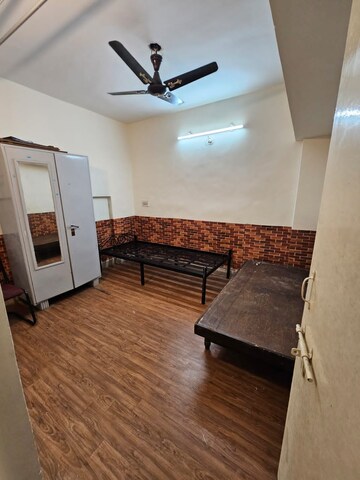 Kitchen in 2 BHK Builder Floor at Kothrud – for Rent