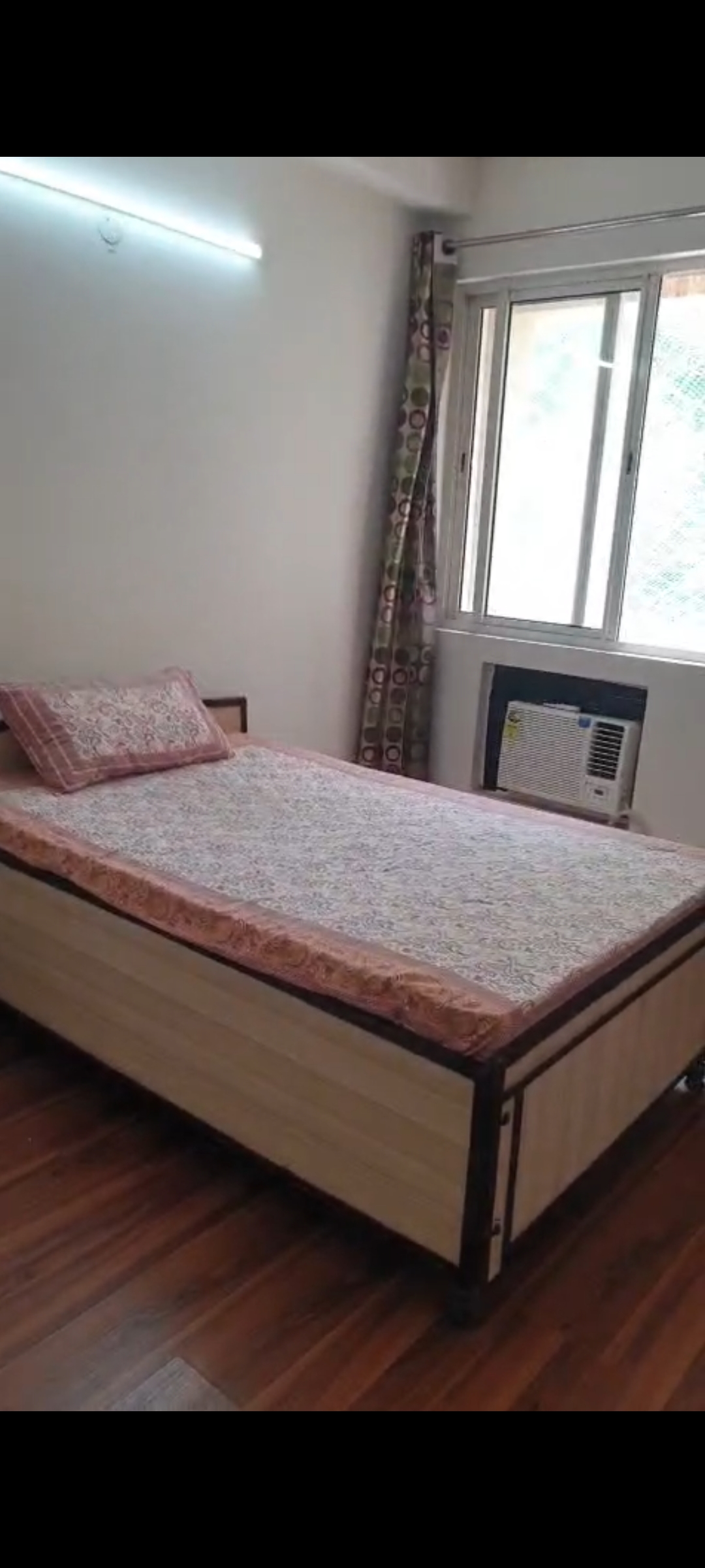 2 BHK Apartment For Rent in Sector 134