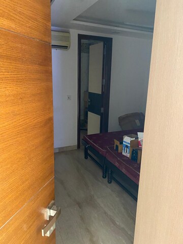 Room in 3 BHK Builder Floor at Boutique Residential Apartments A-17 A, New Friends Colony – for Rent