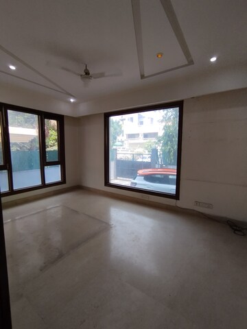 Room in 3 BHK Builder Floor at Boutique Residential Apartments A-17 A, New Friends Colony – for Rent