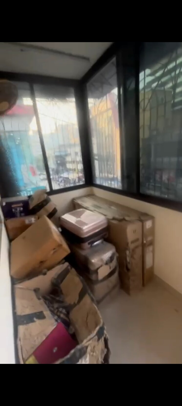 Team Area, bandra west 3 Bedroom 900 Sq.Ft. Apartment In Bandra West Mumbai 9056328