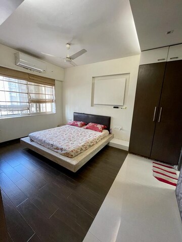 Bedroom in 2.5 BHK Apartment at Dosti Group Acres, Wadala East – for Sale