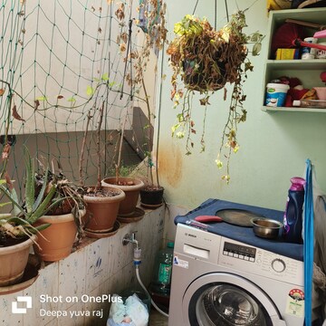 Team Area in 2 BHK Apartment at Pragathi Nagar – for Sale