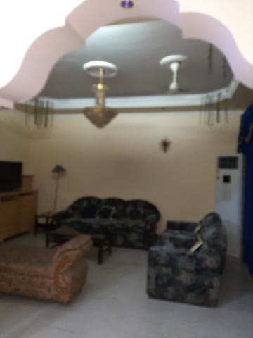 Team Area in 3.5 BHK Apartment at Sector 4 Dwarka – for Rent
