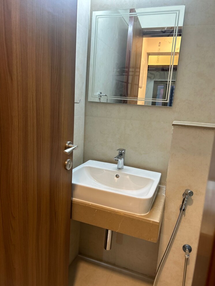 Bathroom, kanakia-spaces-sevens 2 Bedroom 1200 Sq.Ft. Apartment In Andheri East Mumbai 9056550