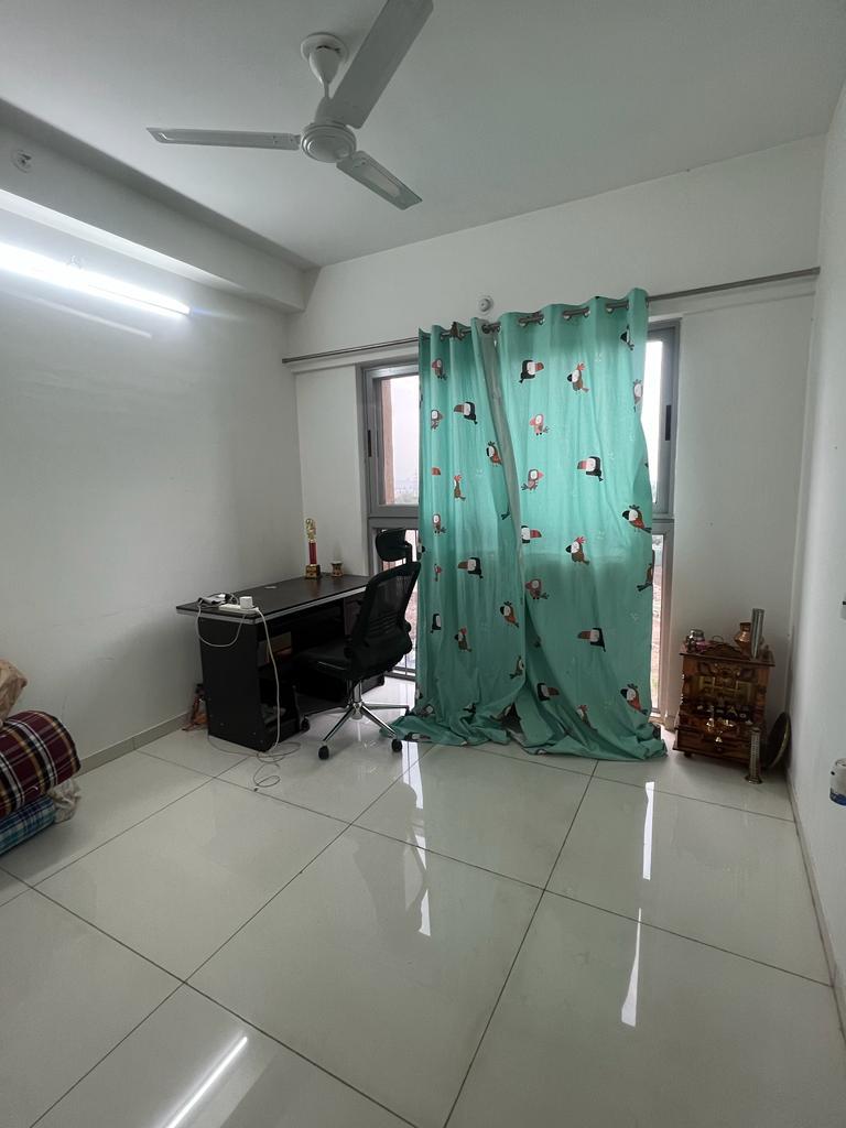 2 BHK + Pooja Room 808 Sq.Ft. Apartment in Amanora Adreno Towers