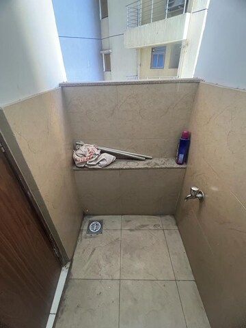 Furnished Amenities in 2 BHK Apartment at Amanora Adreno Towers, Hadapsar – for Rent