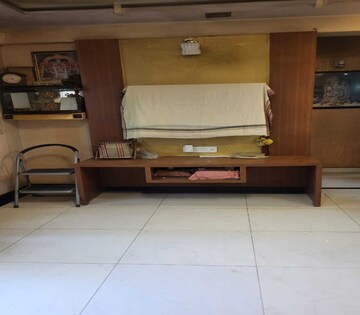 Living Room in 1 BHK Apartment at Matunga East – for Rent