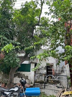 1 RK Independent House – Exterior View View at Sector 26 - for Sale