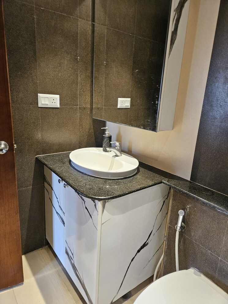 Bathroom, hsr layout 3 Bedroom 2245 Sq.Ft. Builder Floor In Hsr Layout Bangalore 9056464