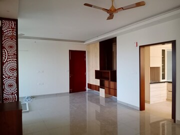 Room in 3 BHK Apartment at Prestige Royale Gardens, Gantiganahalli – for Rent