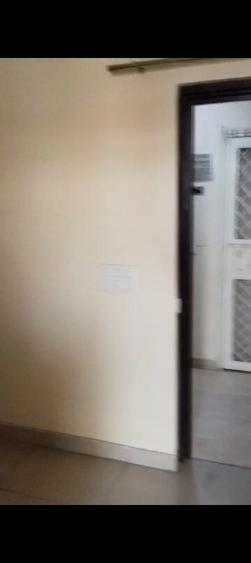Room in 3 BHK Apartment at Vasu Fortune Residency, Raj Nagar Extension – for Rent