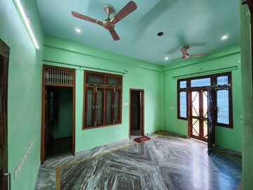 Bedroom in 5 BHK Independent House at Susuwahi – for Rent