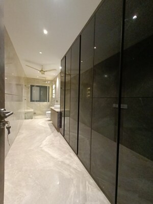 Building Lobby in 3.5 BHK Builder Floor at Sector 89 – for Sale