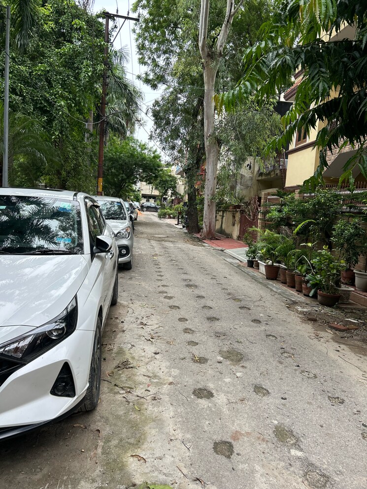 Exterior View, sector 27 2 Bedroom 112 Sq.Mt. Independent House In Sector 27 Noida 9056568