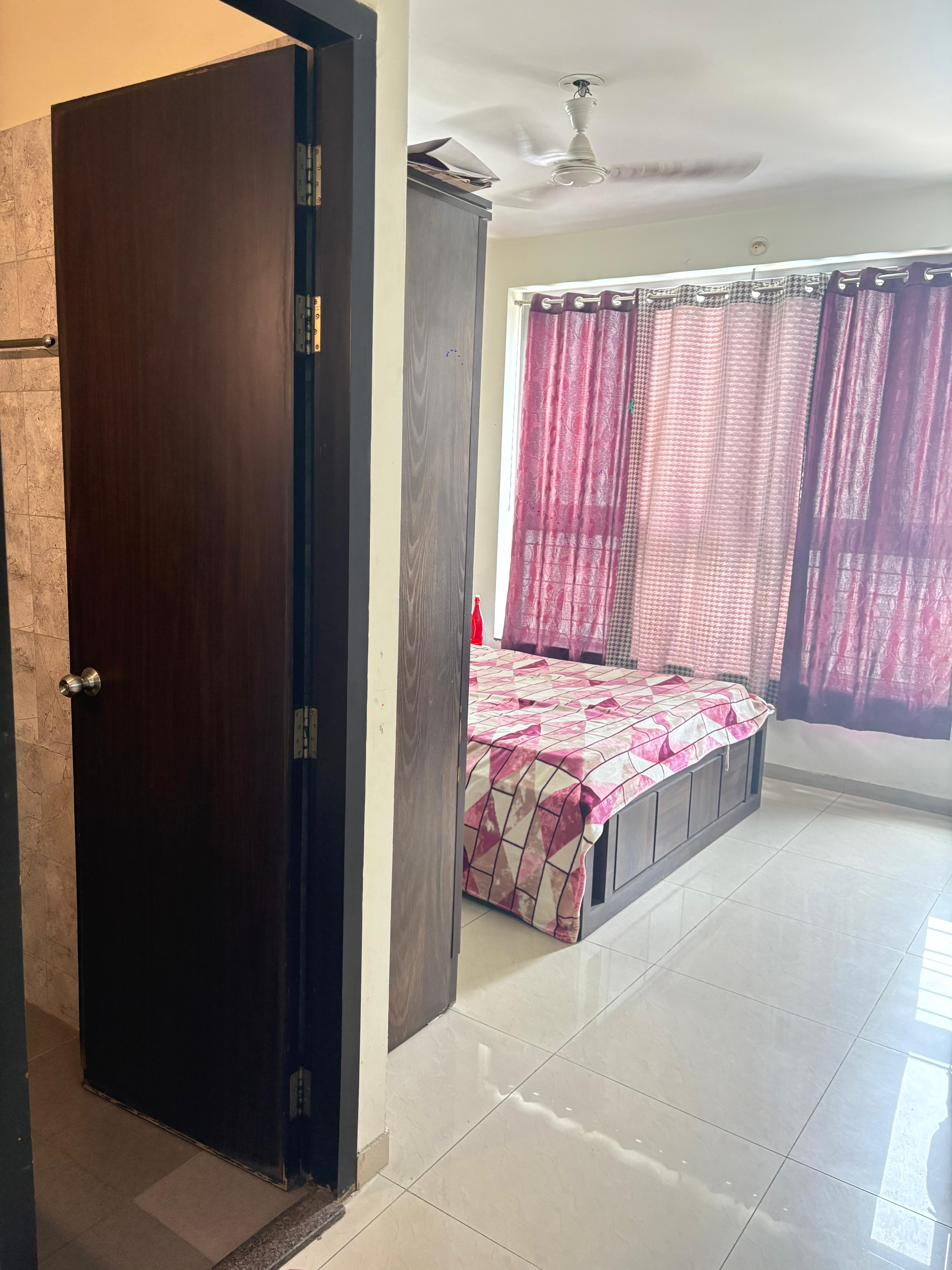 1 BHK + Pooja Room Apartment For Rent in Amanora Future Towers