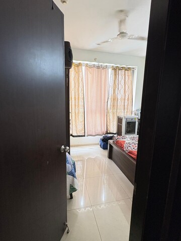 Bathroom in 1 BHK Apartment at Amanora Future Towers, Hadapsar – for Rent