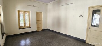 Room in  Office Space at Gariahat Road – for Rent