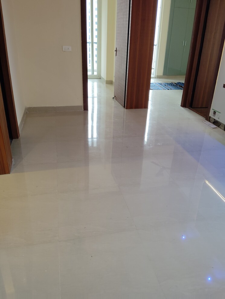 Room, amrapali-dream-valley 3 Bedroom 1045 Sq.Ft. Apartment In Tech Zone 4 Greater Noida Greater Noida 9056620