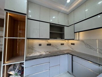 Kitchen in 3 BHK Builder Floor at BPTP District 3, Sector 85 – for Sale