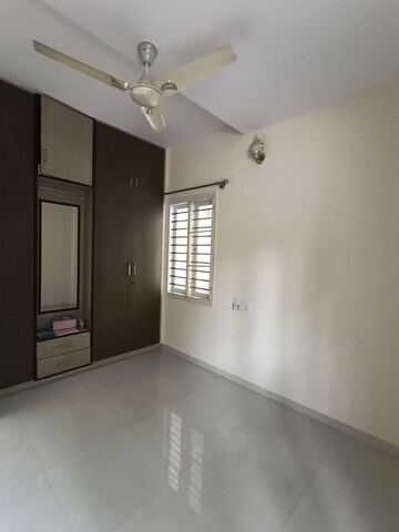 Room in 3 BHK Builder Floor at Hsr Layout – for Rent