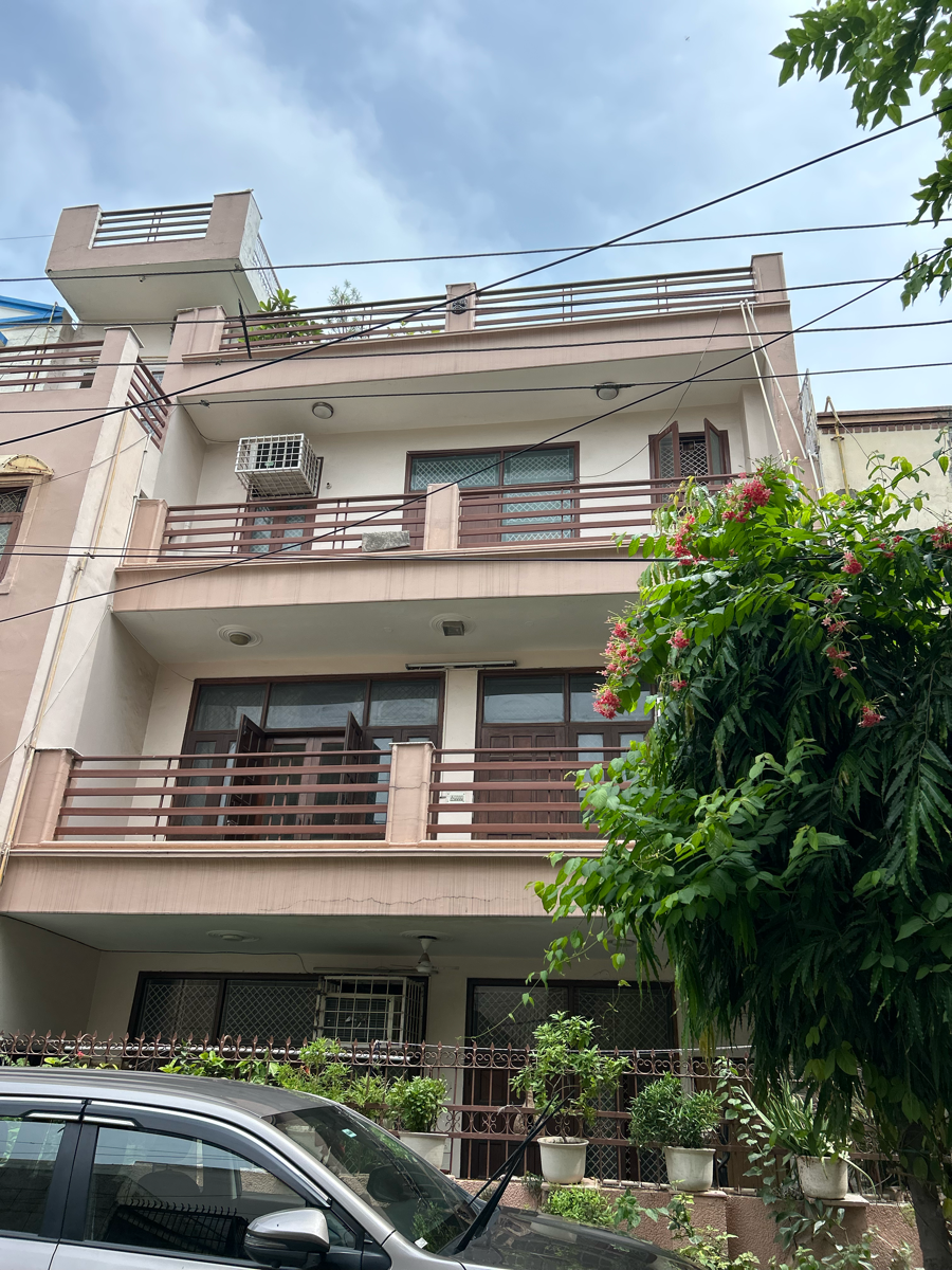 6+ BHK + Servant Room,Study Room,Extra Room Independent House For Sale in Sector 26