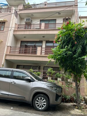 6+ BHK Independent House – Exterior View View at Sector 26 - for Sale