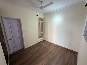 Room in 2 BHK Apartment at Raheja Atharva, Sector 109 – for Rent