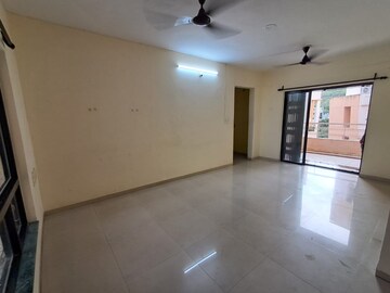 Room in 3 BHK Apartment at Blossom N Springs, Baner – for Rent