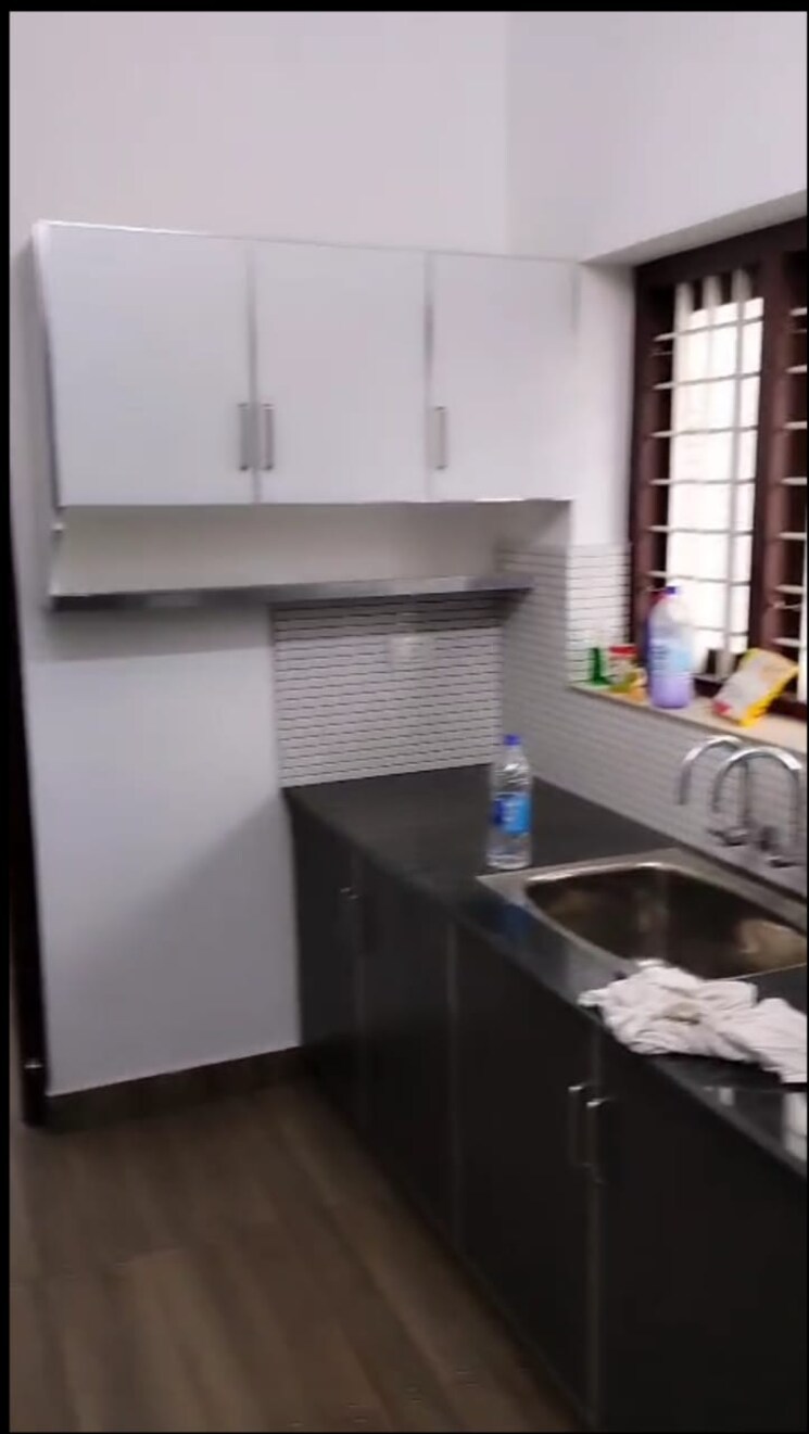 Kitchen, kuttur 4 Bedroom 1700 Sq.Ft. Independent House In Kuttur Thrissur 9056670