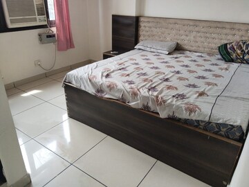 Bedroom in 1 BHK Apartment at Karol Bagh – for Rent