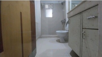 Bathroom in 3 BHK Apartment at Hiranandani Meadows, Manpada – for Rent