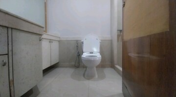 Bathroom in 3 BHK Apartment at Hiranandani Meadows, Manpada – for Rent